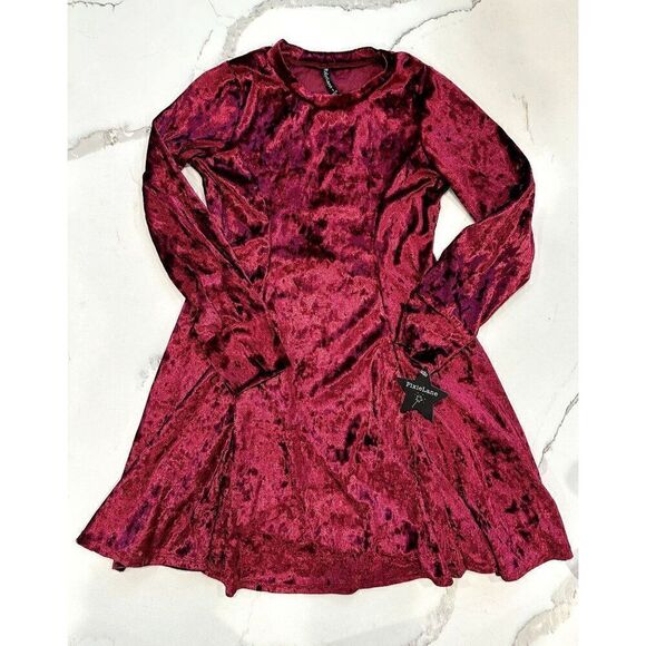 Pixie Lane NWT Long Sleeve Velvet Twirl Dress in Wine Size 8 - Picture 1 of 2
